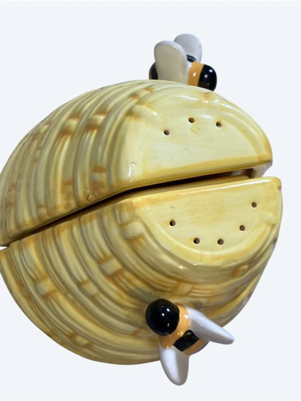 Bee Themed Ceramic Salt and Pepper Shakers By THT 2002  2-Piece Set